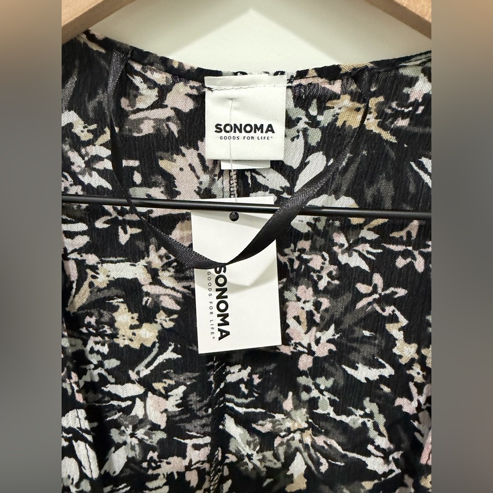Sonoma Women’s Crop Floral Shawl - Picture 5 of 6